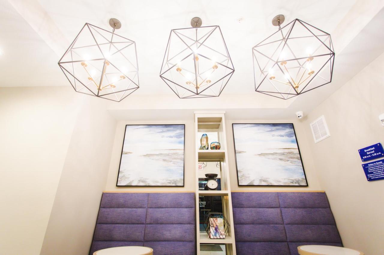 Palace Inn Blue Federal Road Хюстън Екстериор снимка